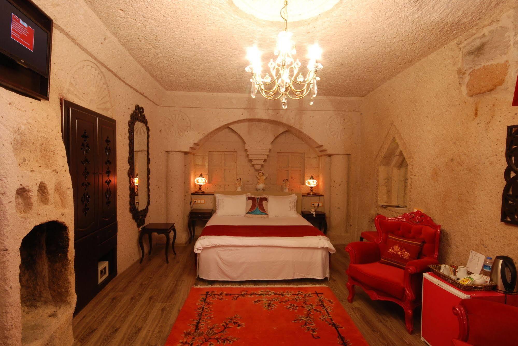 Mimi Cappadocia Luxury Cave Hotel Üçhisar Exteriör bild