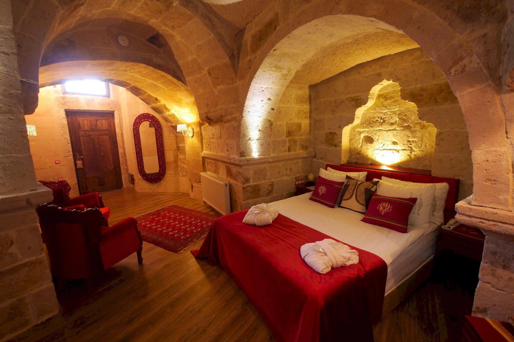 Mimi Cappadocia Luxury Cave Hotel Üçhisar Exteriör bild